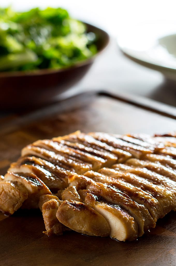 A light and healthy Asian chicken salad. Simple, delicious, yum. From BakingMischief.com