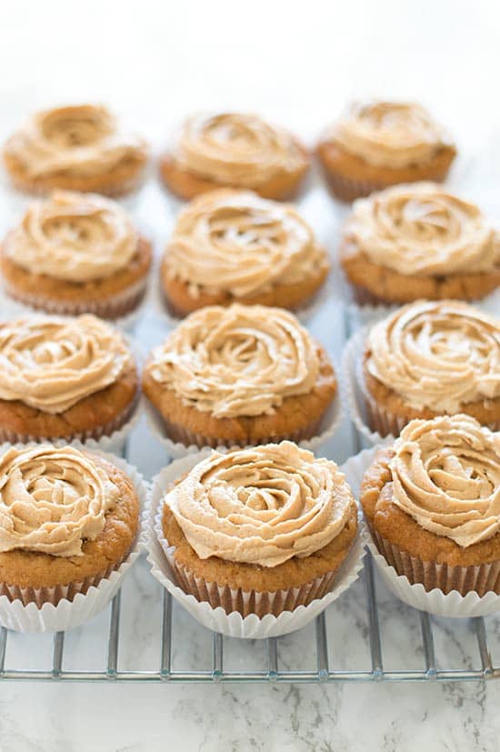 Do-si-do Cupcakes - Intensely peanut buttery cupcakes topped with peanut butter buttercream. Recipe includes nutritional information and small-batch instructions. From BakingMischief.com