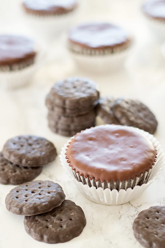 Thin Mint Cupcakes are a delicious and easy cupcake version of the most popular Girl Scout Cookie. From BakingMischief.com