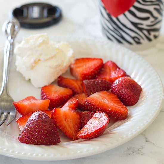 saturday-morning-snapshot-20160423strawberries