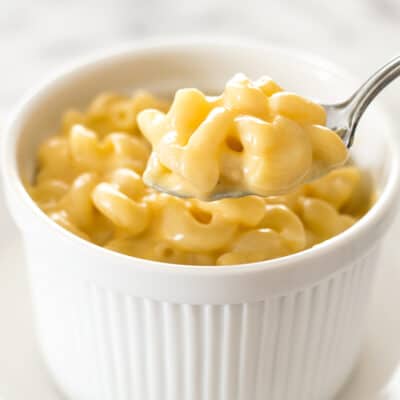 A spoonful of mac and cheese for one.