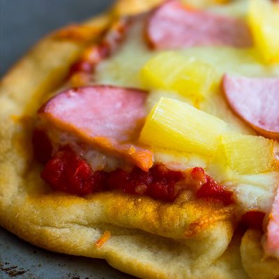 Hawaiian Naan pizza photo.