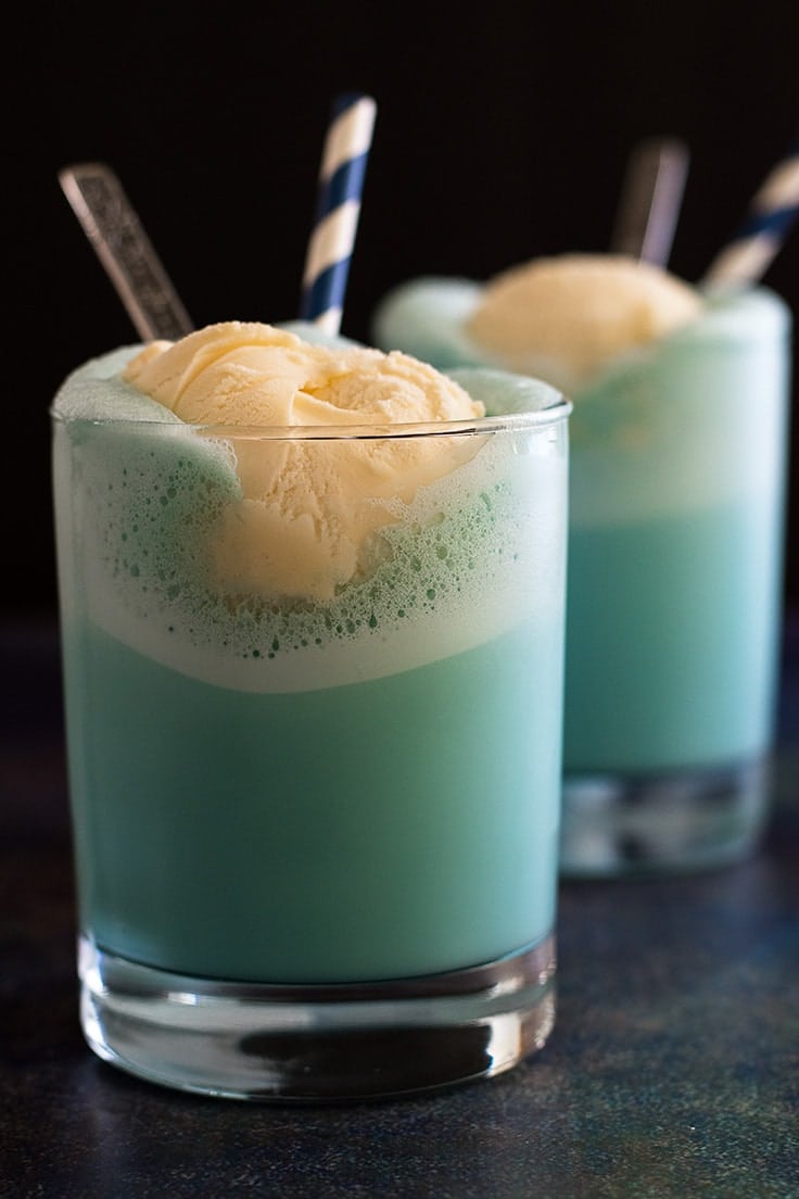 This Frosty Bantha Milk is the perfect drink for your next Star Wars Party!