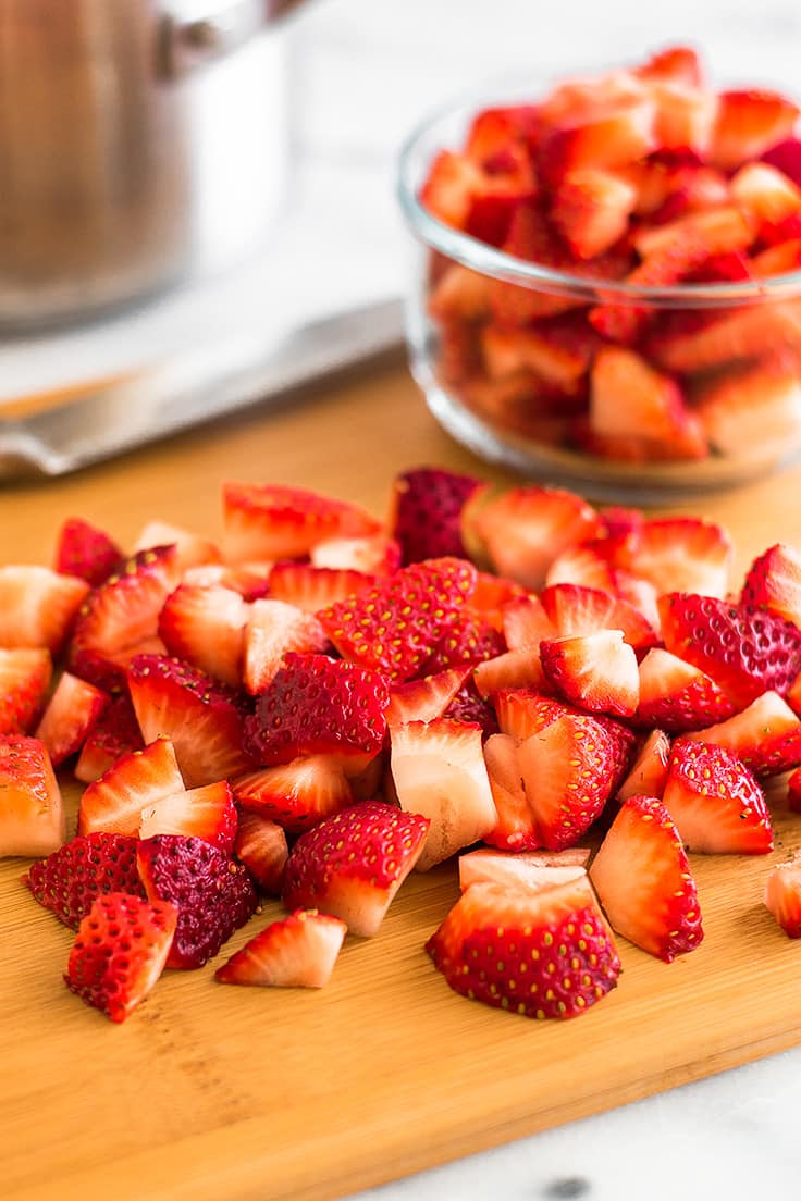 Have too many strawberries? You should make this Quick and Easy Strawberry Sauce!