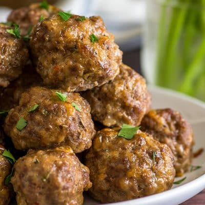 Freezer Meatballs are easy to make, SO good, and extra convenient for busy weeknights! | Freezer Meals | Easy Dinners |