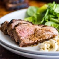 Making Tri-tip in the oven is SO easy and delicious and a total crowd-pleaser. | #EasyDinner | #Dinner | #Tritip |