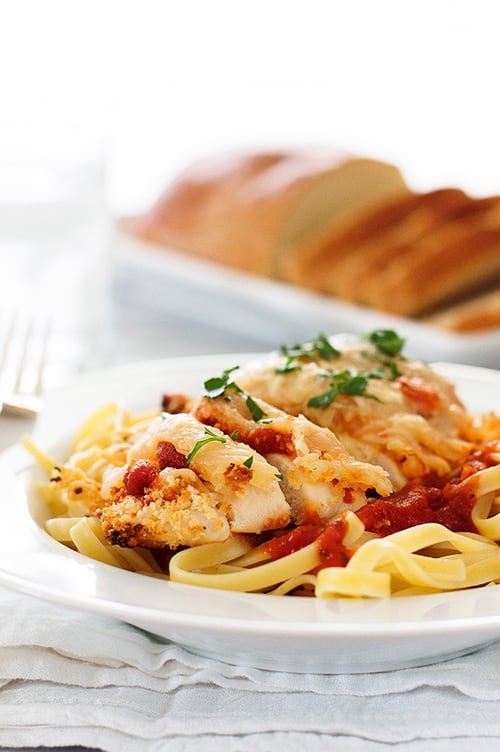 A round up of some of the best, easiest healthy recipes for two. | #RecipesForTwo | #DinnersForTwo | #HealthyRecipes |