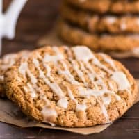 This Small-batch Oatmeal Cookies recipe makes six big and beautiful cookies, perfectly sweet and spicy, packed with cinnamon and bit of nutmeg and drizzled with vanilla icing. | #cookies | #oatmealcookies | #smallbatchcookies |