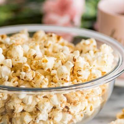 Brown Sugar Kettle Corn is kettle corn’s slightly more fun and mature sibling. Salty, sweet, and just a bit caramelly, it’s perfect for movie night or an afternoon snack.